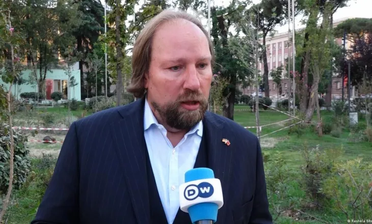 ‘Kemi parë raste të korrupsionit të profilit të lartë’/ Deputeti gjerman për DW: SPAK të bëjë punën e tij pa ndikime