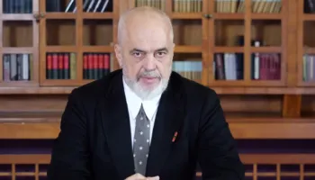 Kërkesat për dorëheqje? Rama: S’ma impononi dot me dhunë, jam i gatshëm të ulem e të dëgjoj (VIDEO)