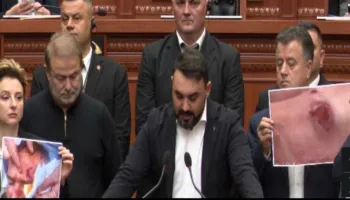 Kërkojmë dorëheqjen e Ramës, qeveri kujdestare dhe shpërndarjen e Parlamentit”/ Këlliçi: Dënojmë dhunën shtazarake ndaj studentëve dhe shantazhin e kryeministrit të delegjetimuar