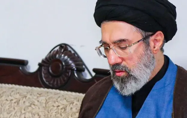 Khamenei: Teherani do të vendosë se kur do të përfundojë konflikti nëse armiqtë rifillojnë sulmet