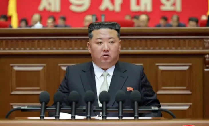 Kim Jong-un në gjendje të rëndë shëndetësore? Raportimet për një hemorragji cerebrale bëjnë xhiron e botës: Mendohet se është dërguar në Kinë