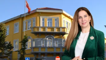 Kod i ri Etike në arsim: Jo veshje ekstravagante dhe makeup-i i tepërt, fikni telefonat në takim me ministren Kumbaro