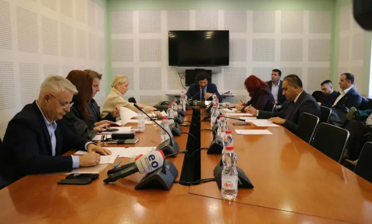 Komisioni për Kulturë, Turizëm, Sport dhe Rini miraton ndryshimet buxhetore për vitin 2026