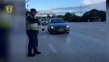 Kontrolle intensive në qarkun e Beratit, 3 procedime penale dhe qindra masa administrative për shkelje rrugore