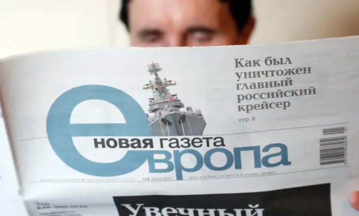 Kontrollet në zyra dhe arrestimi i gazetarit të tyre, gazeta ruse njofton mbylljen: Shkak presioni nga autoritetet
