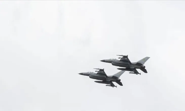 Kryeministri: Belgjika do t’i dërgojë Ukrainës 10 avionë luftarakë F-16 këtë vit