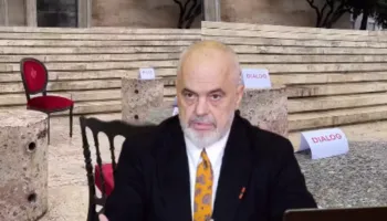 Kryeministri Rama “shtron sofrën” dhe fton sërish studentët në dialog