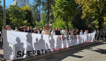 Kryesia e Kuvendit diskuton refomën territoriale, banorët e Memaliajt dhe Fushë-Arrëzit jashtë protestë: Jemi kundër shkrirjes