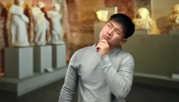 Kur vizita në muze kthehet në mërzi, studimi zbulon si ndikon te të nxënit