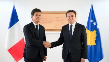 Kurti pret ambasadorin e ri të Francës në Kosovë