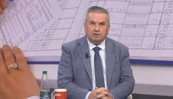 LAJMI I FUNDIT / Shpërthim i fortë në Tiranë, hidhet në erë makina e Idajet Beqiri