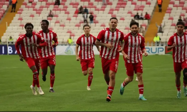 Legjionarët/ Manaj dhe Uzuni golat kuqezi, Rey nuk ndalet me Sivasspor, goli i Myrto Uzuni-t nuk vlen për Austin