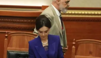 Letra e plote/ Elisa Spiropali i kërkon dorëheqjen Edi Ramës “përndryshe ndryshimi do të jetë i dhimbshëm