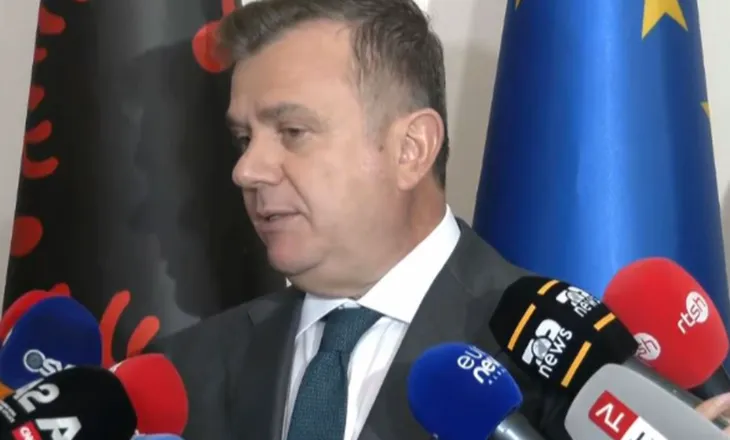 “Ligji për tubimet do hyjë menjëherë në fuqi”/ Balla: Dorëheqje të Ramës nuk ka, duam dialog