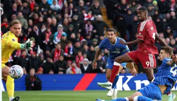Liverpool i papërmbajtshëm në pjesën e parë ndaj Brighton. Man. United drejt zhgënjimit të radhës (video)