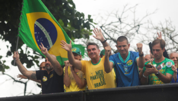 Lula kundër Bolsonaros, gara e ‘zjarrtë’ në Brazil hyn në orët vendimtare
