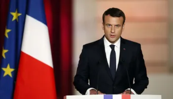 MACRON REFUZON DORËHEQJEN E MINISTRIT TË BRENDSHËM! PRANOHEN DËSHTIMET E POLICISË PAS TRAZIRAVE NË FRANCË