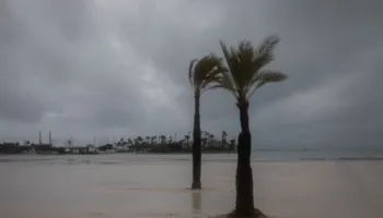 Mallorca në alarm të kuq nga stuhia Adam, parashikohen reshje ekstreme dhe përmbytje