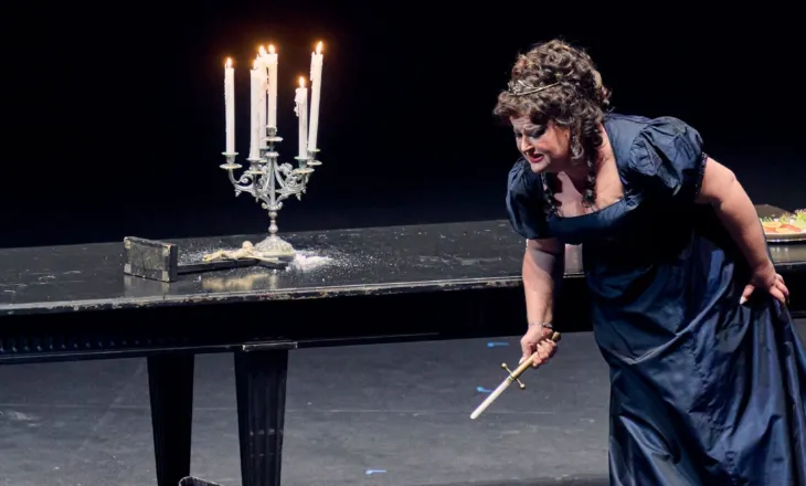 Marigona Qerkezi duartrokitet në Stuttgart me operën “Tosca”, rikthehet në skenë më 17 dhe 21 tetor
