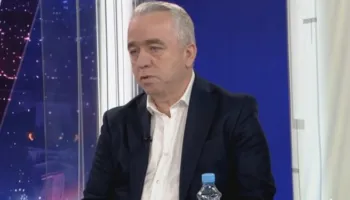 “Mazhoranca bën propagandë”- Krasniqi: Opozita i bëri dëm të madh protestës studentore!