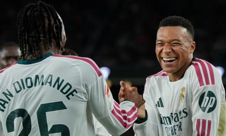 Mbappe shënon me shumë fat, pjesa e parë “El Clasico”-s mjaftohet me një gol (video)