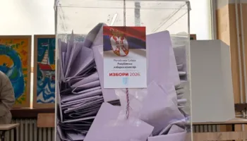 Mbyllen qendrat e votimit në Serbi, pjesëmarrja 67.60 për qind