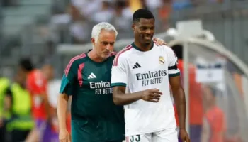 “Me Mourinho-n ende flasim për Interin, ky lojtar i zikaltërve më tregon gjithçka”, rrëfehet Dumfries
