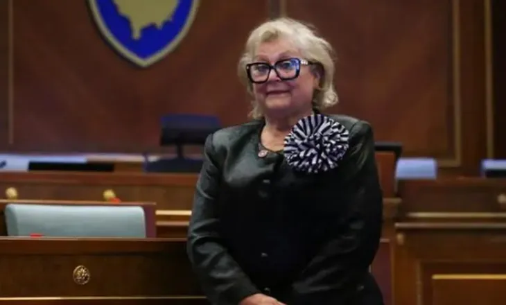 Merr fund kriza politike në Kosovë/ Justina Shiroka-Pula zgjidhet Presidente e re! Votohen edhe ndryshimet për Specialen (VIDEO)