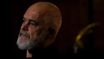 Mes protestave dhe thirrjeve për dorëheqje, Rama për median greke: Mandatin do ta çoj deri në fund