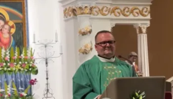 Mesha për vigjiljet, famullitari i Shkodrës apel për protestat, Dom Pllumaj: Palët duhet të lëshojnë ndaj njëra-tjetrës!