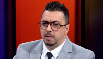 Miku gjerman që erdhi t’u diktonte shqiptarëve demokracinë tjetër