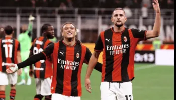 Milan luan vetëm 65 minuta. Kuqezinjtë fitojnë ndaj Atalantës, por rrezikojnë shumë në fund (video)