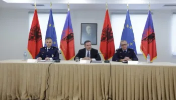Ministri Demo në Policinë e Shkodrës bashkë me Hitën, mesazhi për vartësit: Besimi nuk jepet, besimi fitohet! Objektiva për Policinë