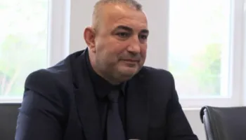 Ministri Gogu pranon dorëheqjen e Adriatik Kupit nga drejtimi i Burgjeve