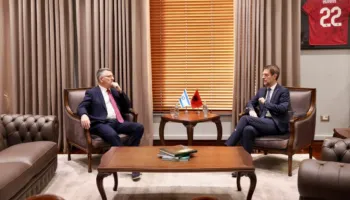 Ministri i Jashtëm i Izraelit mbërrin te Kryesia e Kuvendit, takim me Hoxhën e Peleshin, do të pritet edhe nga Rama