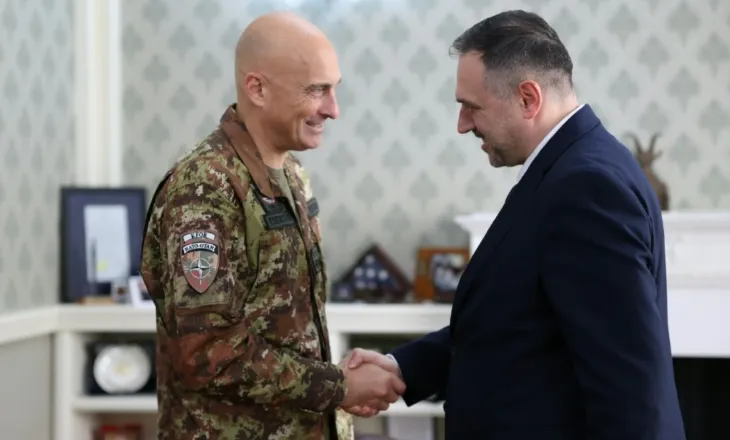 Ministri Nufi takohet me Komandantin e ri të KFOR, Roberto Vergori: Shqipëria kontributin aktiv në sigurinë dhe stabilitetin e Kosovë e më gjerë