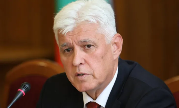 Ministri Stoyanov: Dronët goditën një tjetër anije kontejnerësh pranë Bullgarisë