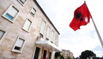 Miratohet paketa ‘atni-dhunë’ për protestat: gjobë nga 10 mijë deri në 500 mijë lekë për pjesëmarrësit