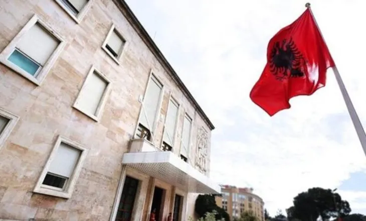Miratohet paketa ‘atni-dhunë’ për protestat: gjobë nga 10 mijë deri në 500 mijë lekë për pjesëmarrësit
