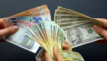 Monedha euro kap një tjetër minimum historik