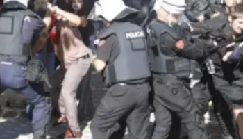 Na rrëmbyen në mes të sheshit’/ Shtetasi amerikan denoncon ndalimin nga burrat me të zeza në Tiranë