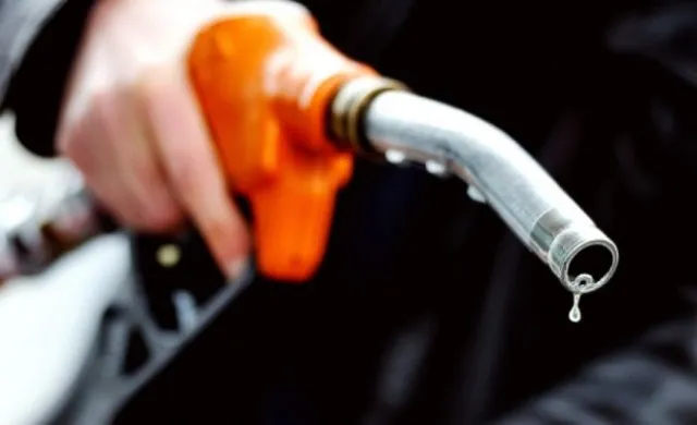 Nafta dhe benzina me tjetër çmim, ja sa do të paguajnë shoferët nga sot