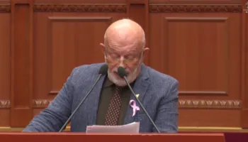Nasufi uron Dimalin dhe Poliçanin, pavarësisht kundërshtive për hartën e re territoriale