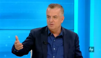 Nazarko: Serbia po forcon pozitën ndërkombëtare, Kosova s’ka asnjë shenjë serioziteti si shtet
