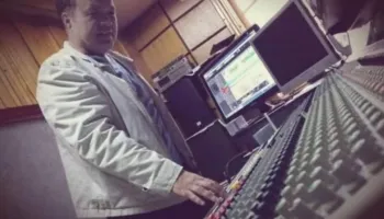 Ndahet nga jeta këngëtari dhe producenti i njohur, Eroll Jakupi