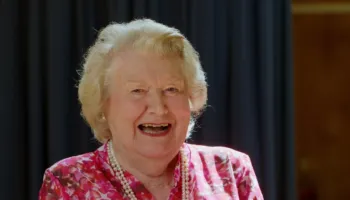 Ndahet nga jeta Patricia Routledge aktorja e njohur për rolin e Hyacinth Bucket