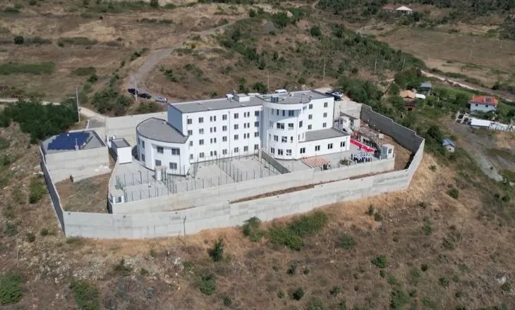 Nënat me fëmijë dërgohen në burg, Greta Gjoci merr me vete edhe foshnjën