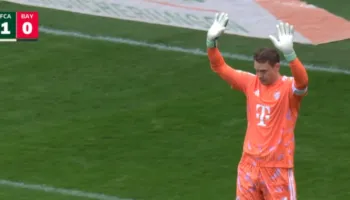 Neuer bën gafën e vitit, Augsburg shënon vetëm pas 6 sekondash lojë (video)