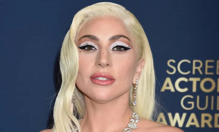 Nga Lady Gaga te The Weeknd, emrat e vërtetë të yjeve të muzikës që publiku rrallë i njeh