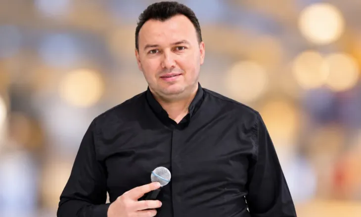 Ngacmim ndaj të miturave dhe veprime të turpshme, arrestohet këngëtari Erind Xhaferi